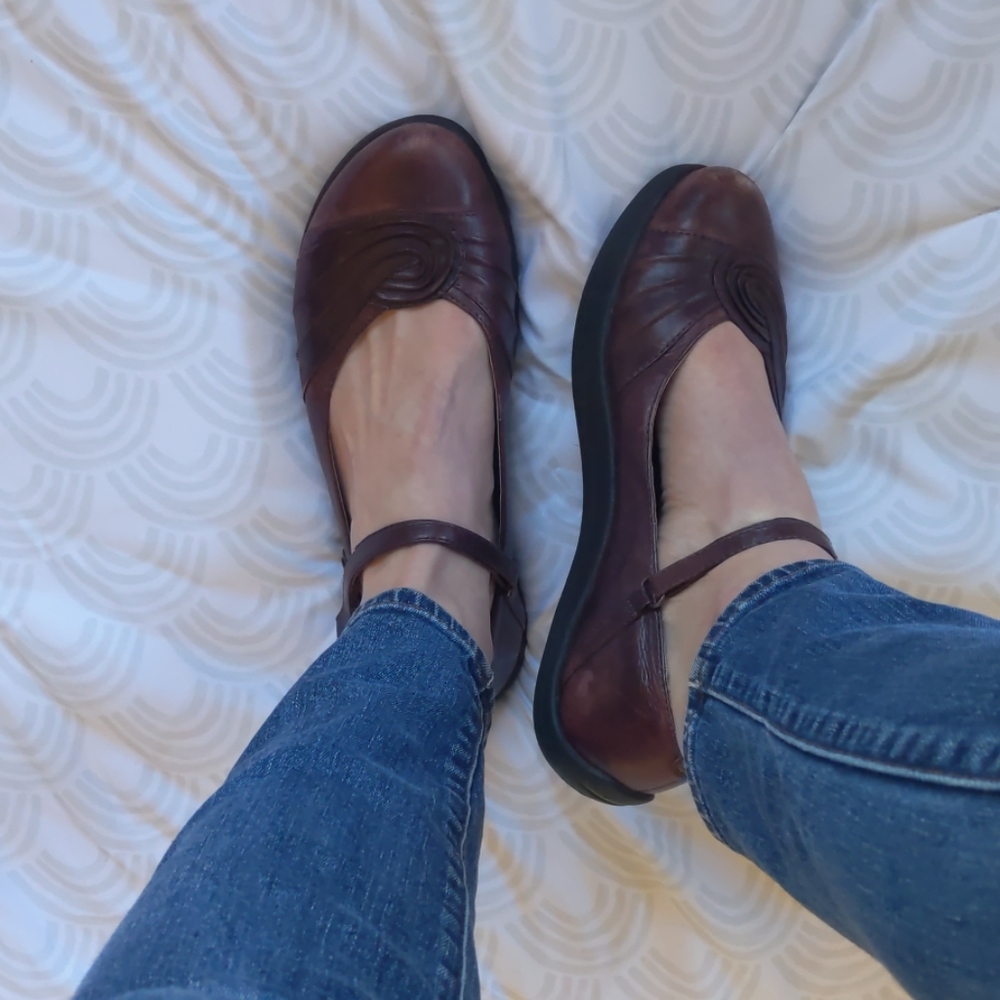 Earth purple Mary Jane shoes women's 8.5